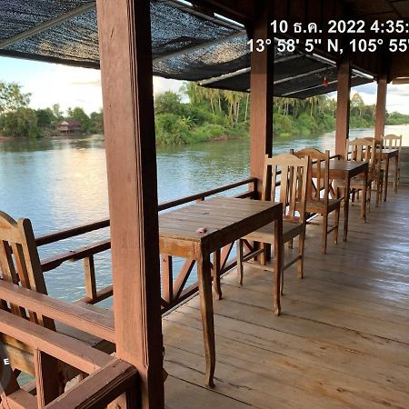 Pa Kha Guesthouse Muang Khong Exterior photo